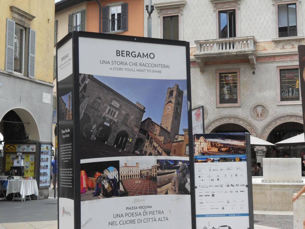 Apartment Bergamo Centro Storico Rum bild